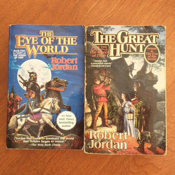 Robert Jordan Wheel of Time Books The Eye Of The World The Great Hunt - Picture 1 of 7